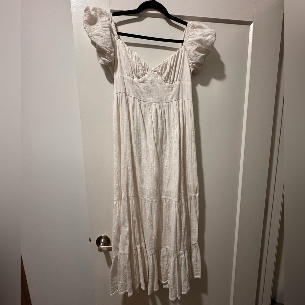 Kiss the Sky White Midi Dress